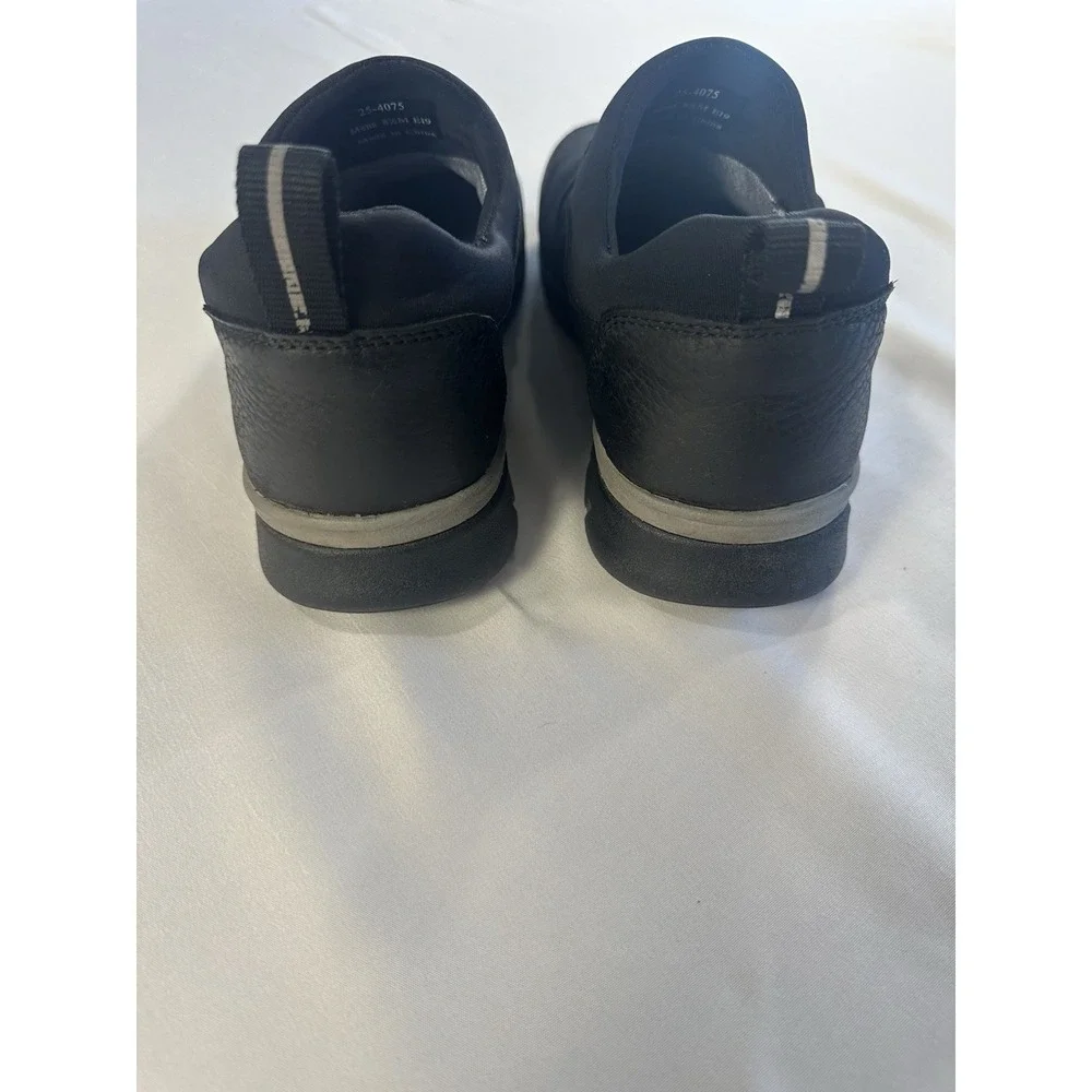 Johnston & Murphy Black Sheepskin‎ Loafers Size 8 1/2